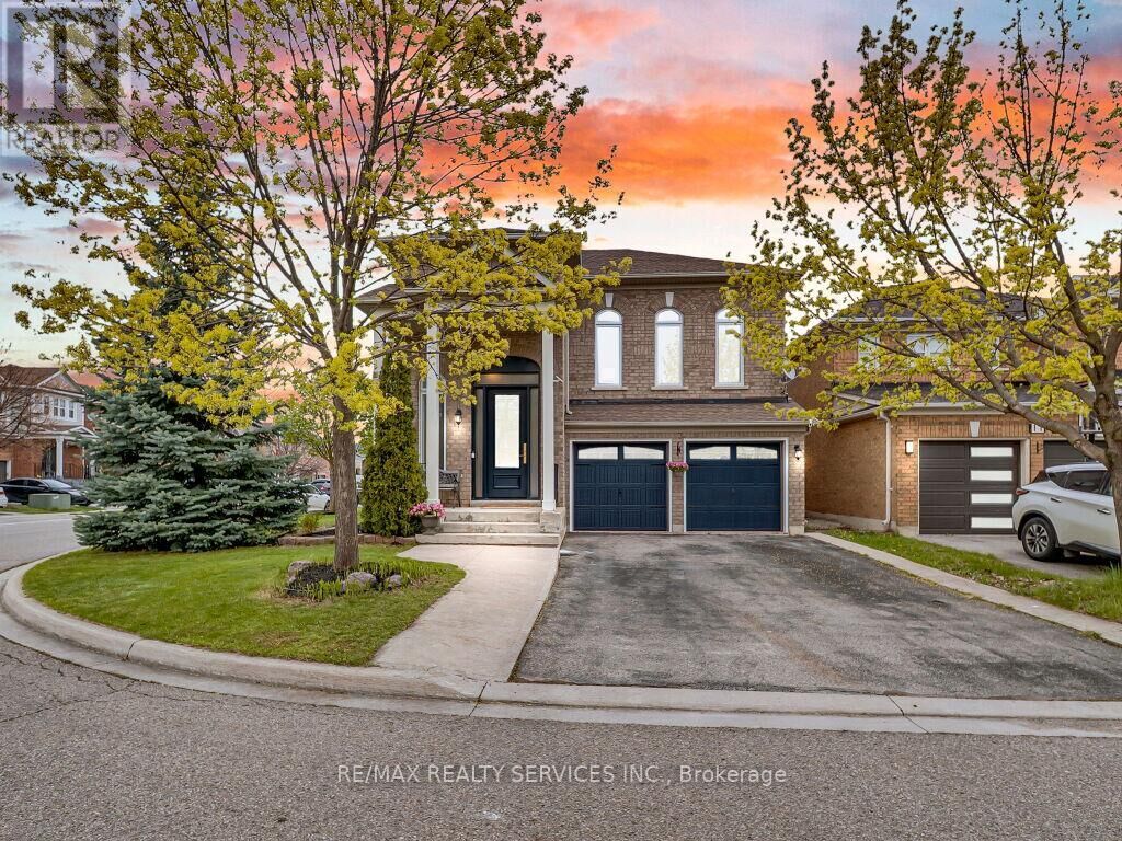 Property Photo:  13 Mistycreek Crescent  ON L7A 3E8 