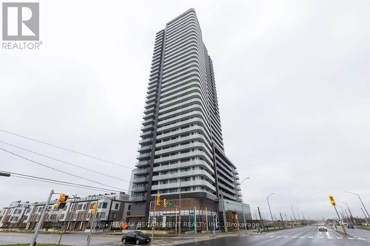 Property Photo:  7895 Jane Street 2004  ON L4K 0K2 