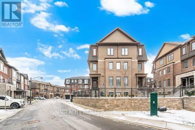 Property Photo:  445 Ontario Street 103  ON L9T 9K4 