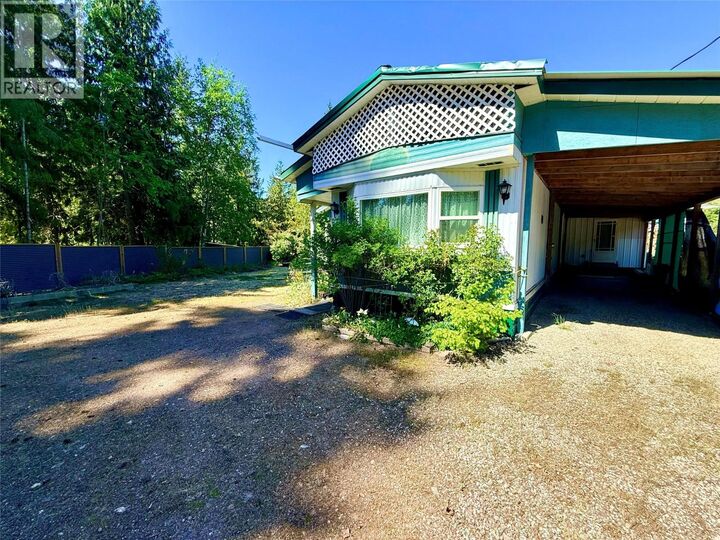 Property Photo:  627 Swanson Place  BC V0E 2K2 