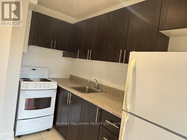 Property Photo:  515 North Service Road 2-312  ON L5A 1B3 