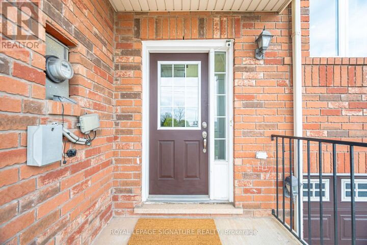 Property Photo:  2909 Garnethill Way  ON L6M 5E9 