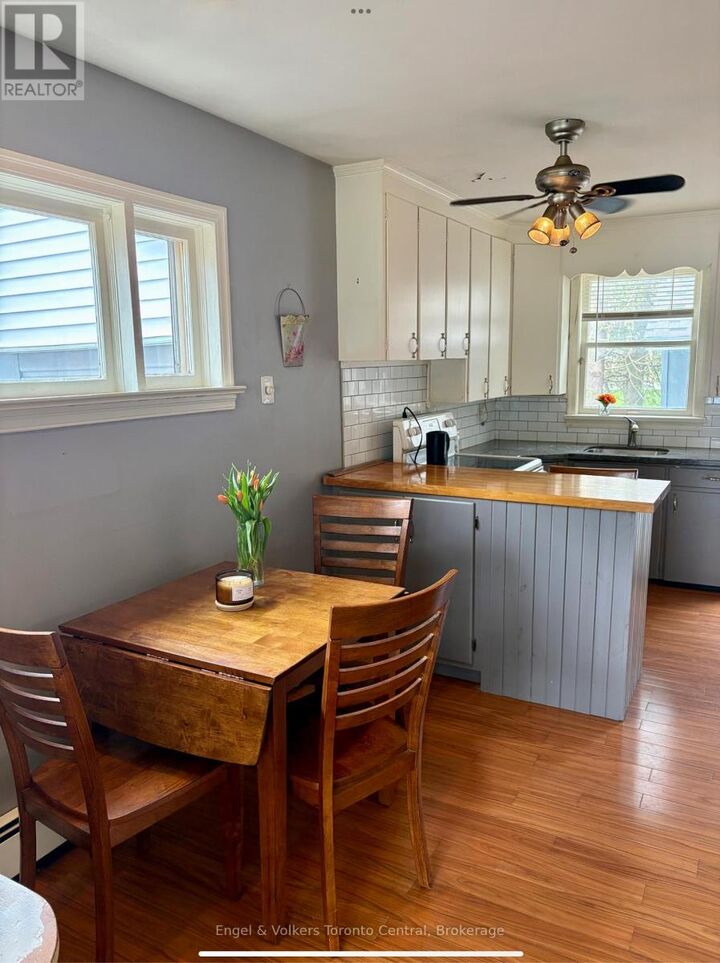 Property Photo:  48 Berry Street  ON N4L 1G2 