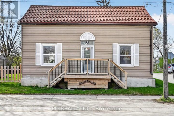 Property Photo:  68 King Street East  ON K0L 2W0 