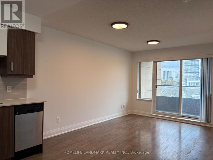 Property Photo:  18 Uptown Drive 525  ON L3R 5M5 
