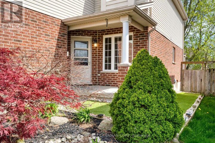 Property Photo: 1121 South Wenige Drive ON N5X 4G5