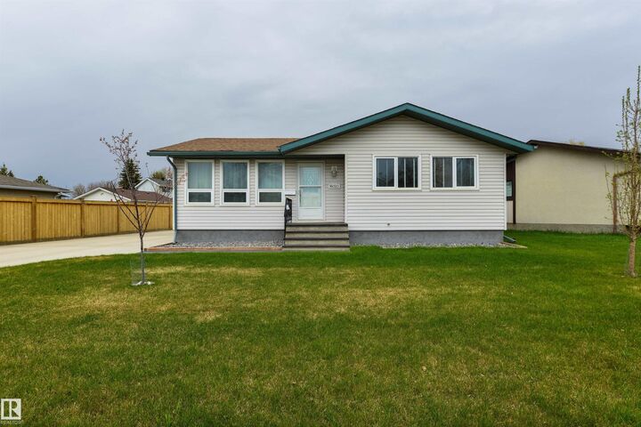 Property Photo:  16020 123 Street NW  AB T5X 2W5 