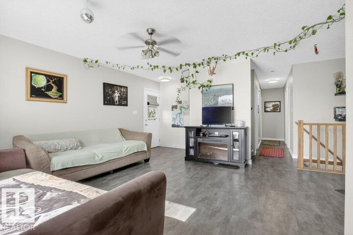 Property Photo:  2104 145 Avenue NW  AB T5Y 1T9 