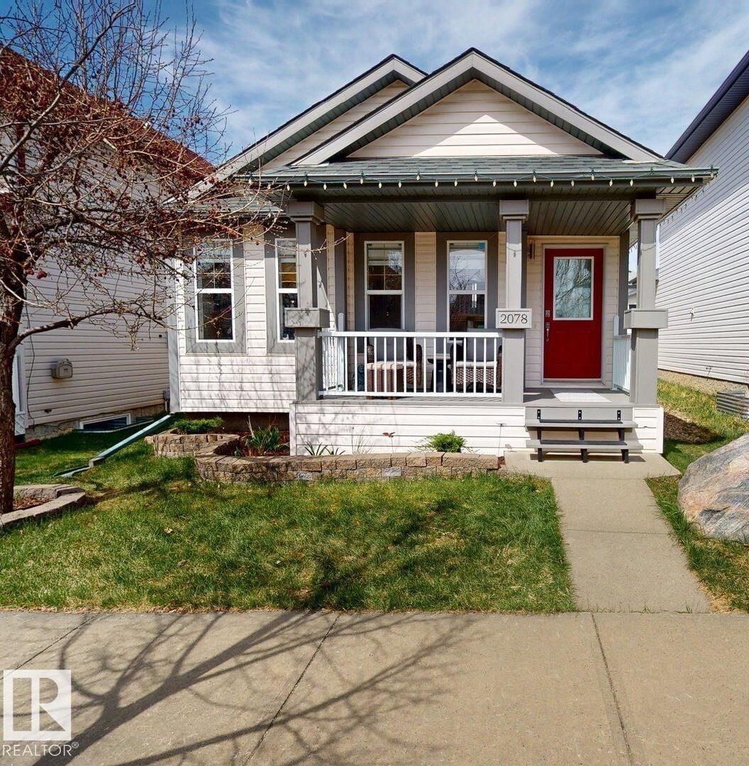 Property Photo:  2078 Tanner Wynd NW  AB T6R 2S4 