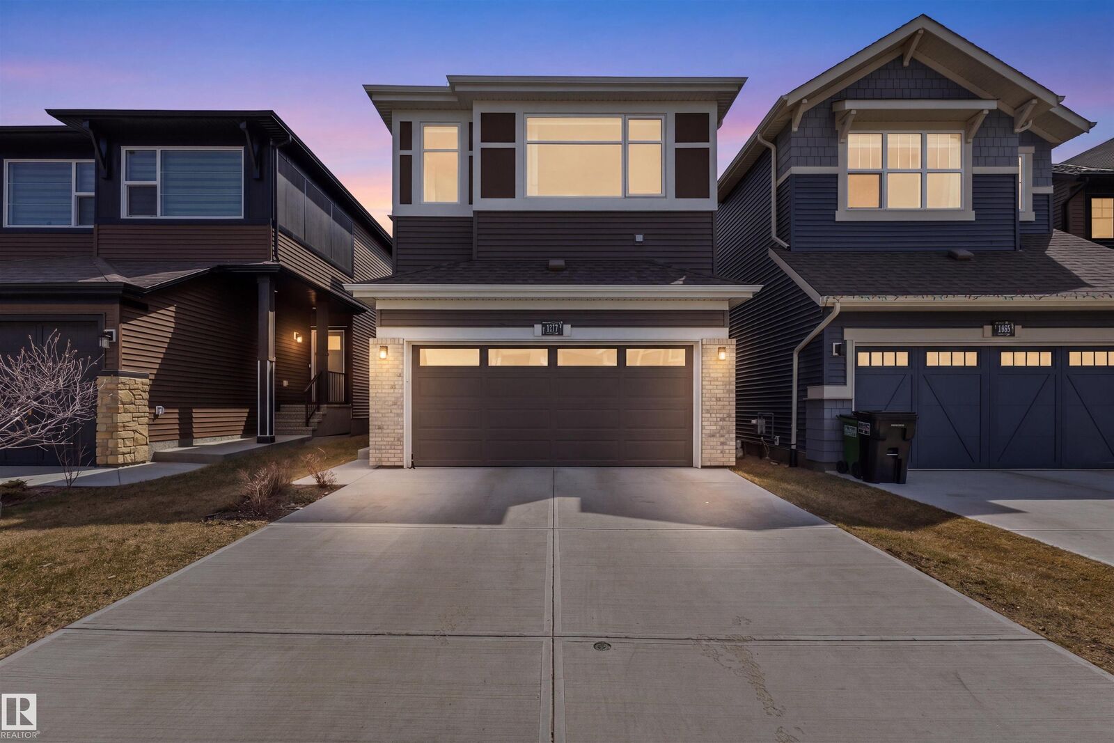 Property Photo:  1471 Plum Circle Circle SW  AB T6X 3A7 