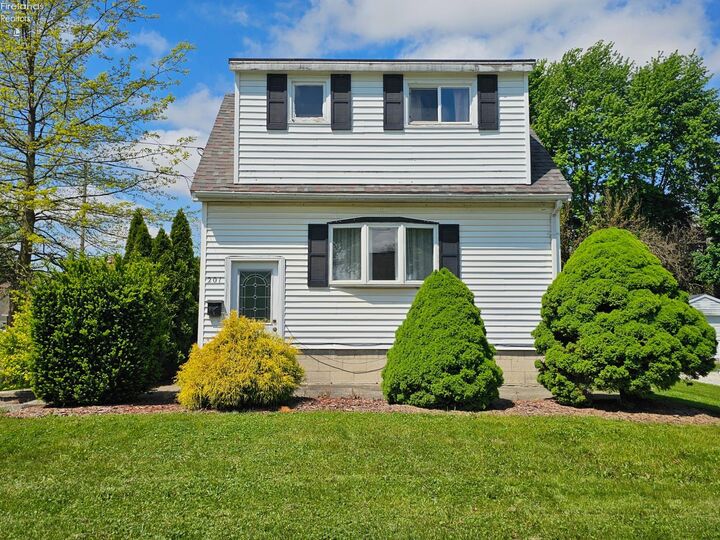 Property Photo:  201 Brinker Street  OH 44811 