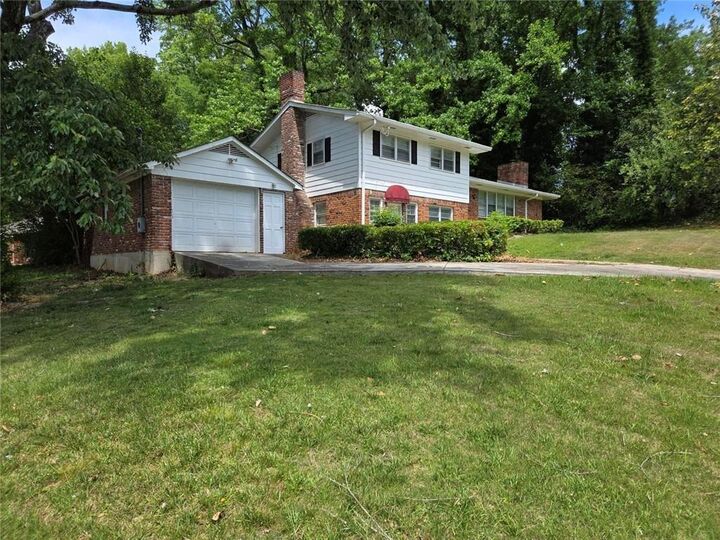 Property Photo:  1037 Mell Avenue  GA 30021 
