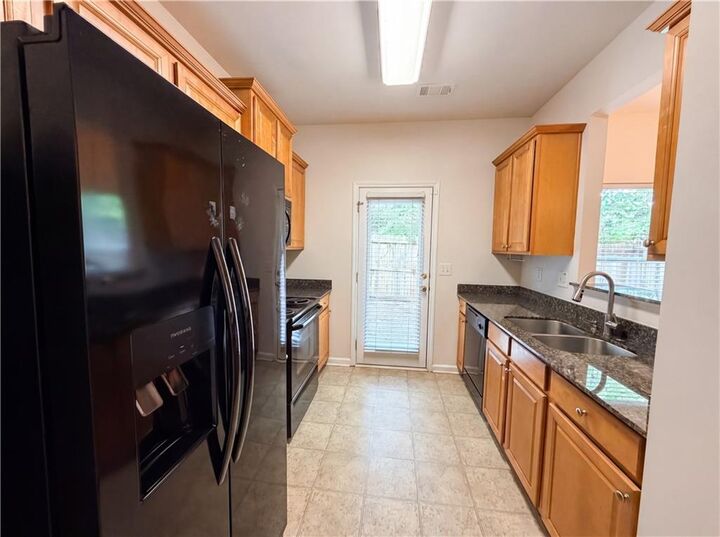 Property Photo:  471 Tufton Trail SE  GA 30354 