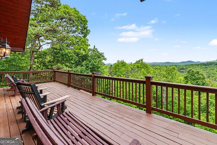 Property Photo:  112 Eagles Nest Lane  GA 30513 