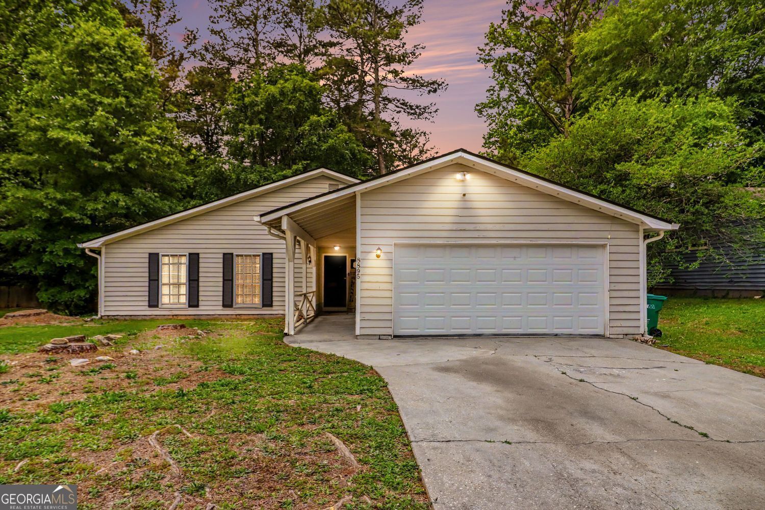 Property Photo:  8895 Wesley Place  GA 30238 