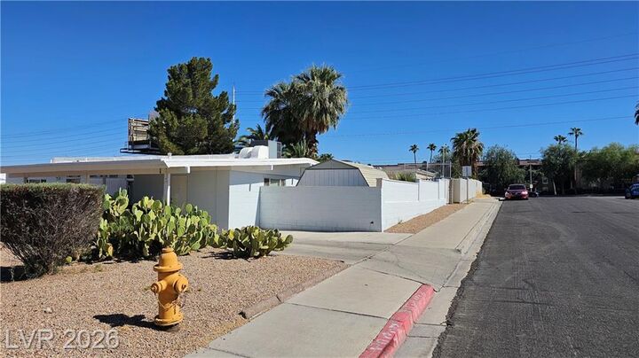 Property Photo: 1516 San Pedro Avenue NV 89104