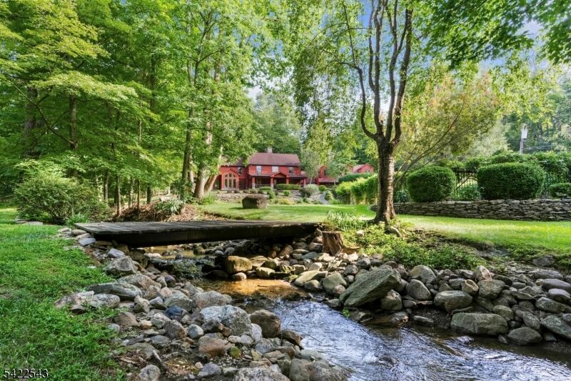 Property Photo:  23 Edge Hill Rd  NJ 07825 