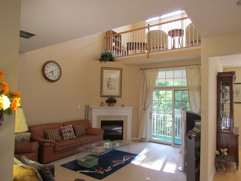 Property Photo:  627 Binghampton Ln  NJ 07039 