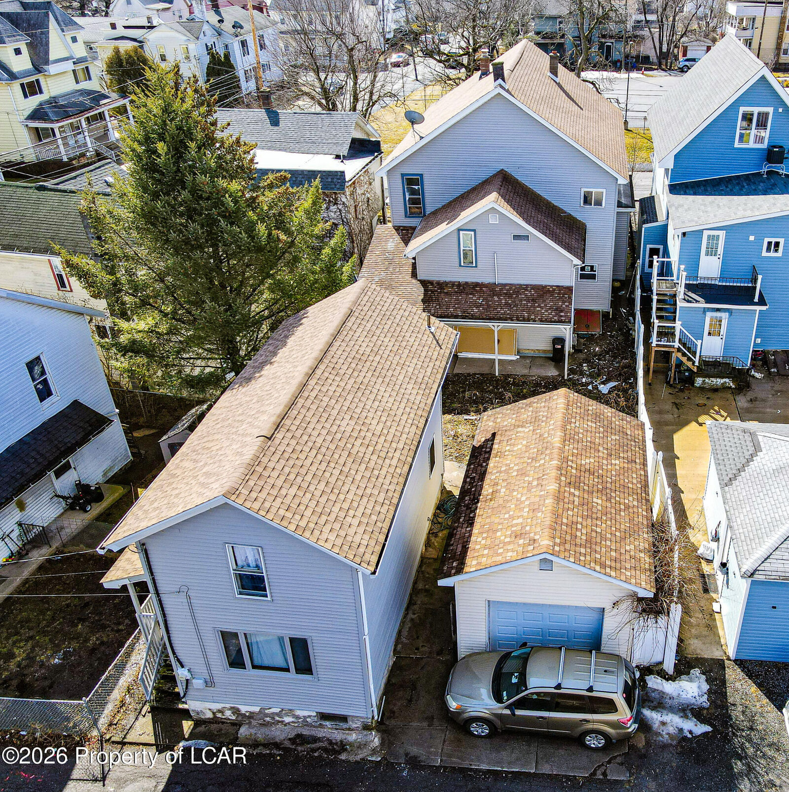 Property Photo:  1142 Academy Street  PA 18504 