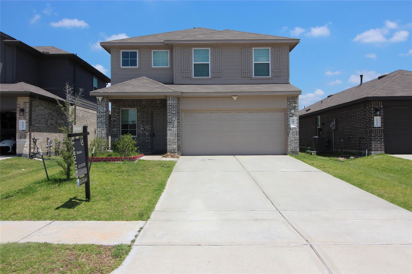 Property Photo: 5447 Tuscany Hills Lane TX 77373