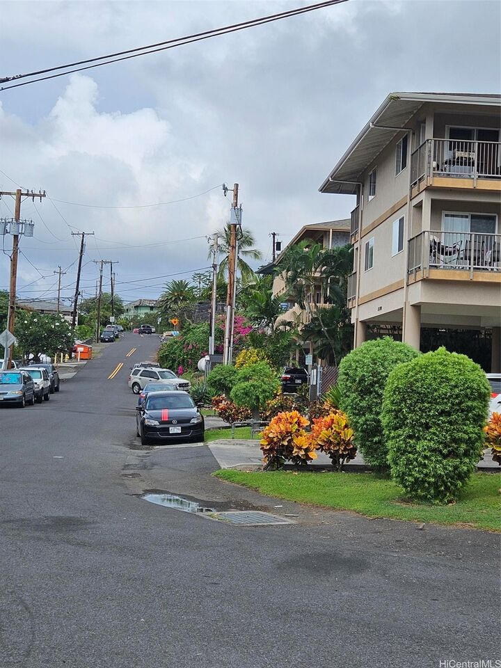 Property Photo:  75-5749 Alahou Street  HI 96740 