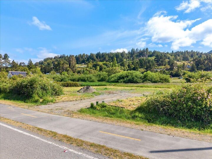 Property Photo: 4 Railroad Avenue CA 95525