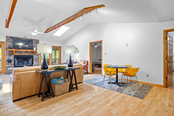 Property Photo:  229 Cobblestone Way  TN 37882 