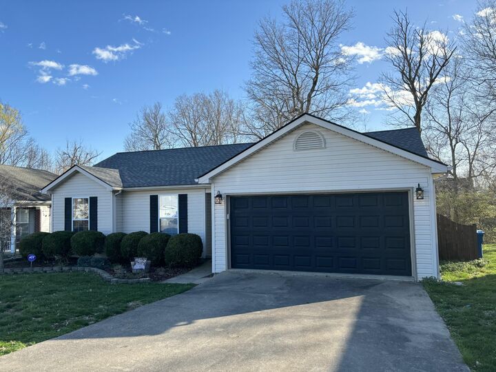 Property Photo:  132 Yorkshire Drive  KY 40342 