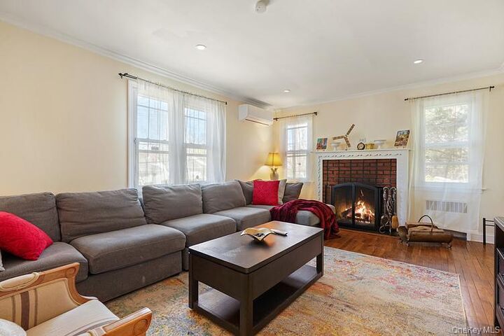 Property Photo:  199 South Road  NY 10603 
