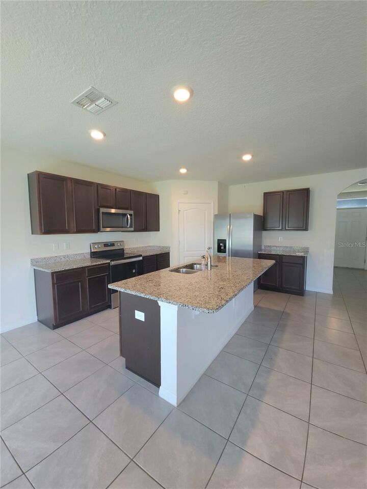 Property Photo:  575 Tortugas Street  FL 33844 