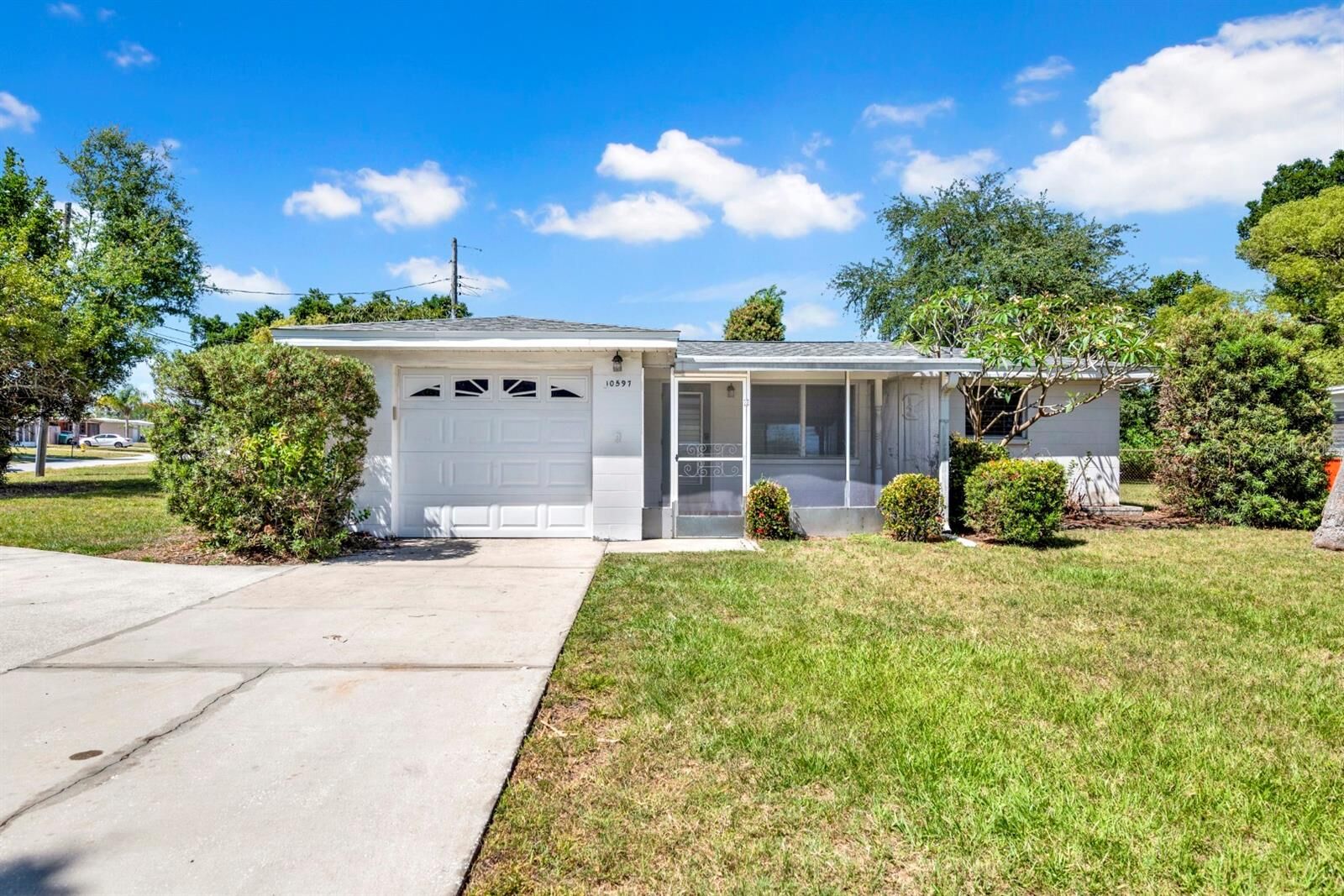 Property Photo:  10597 110th Avenue  FL 33773 