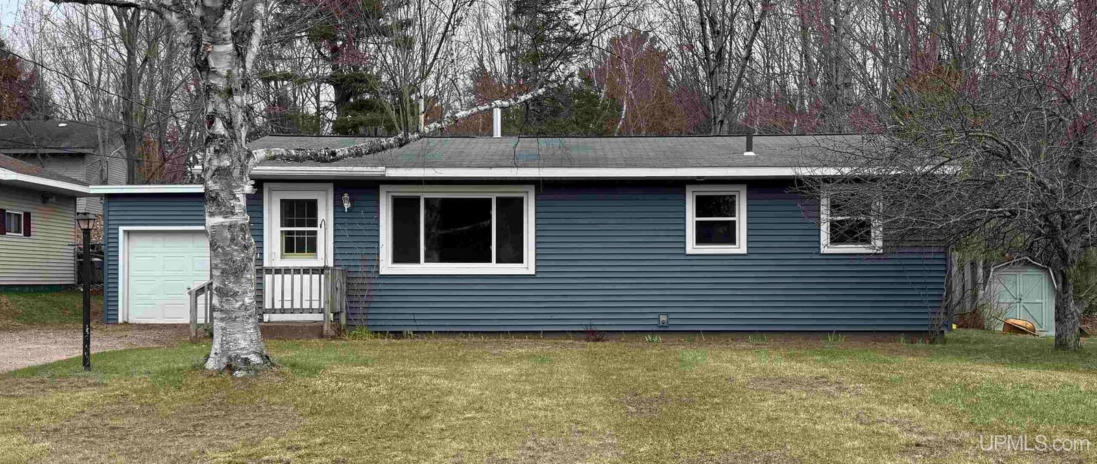 Property Photo:  1708 Elm Avenue  MI 49855 