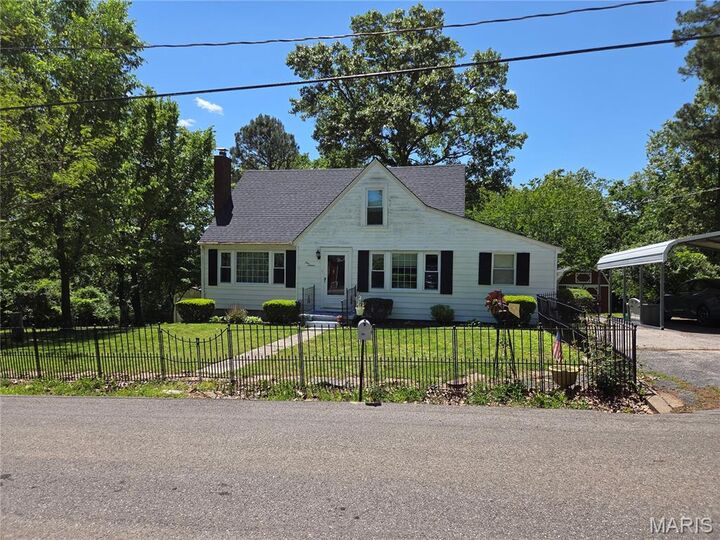 Property Photo:  116 Robin Hill Drive  MO 65565 