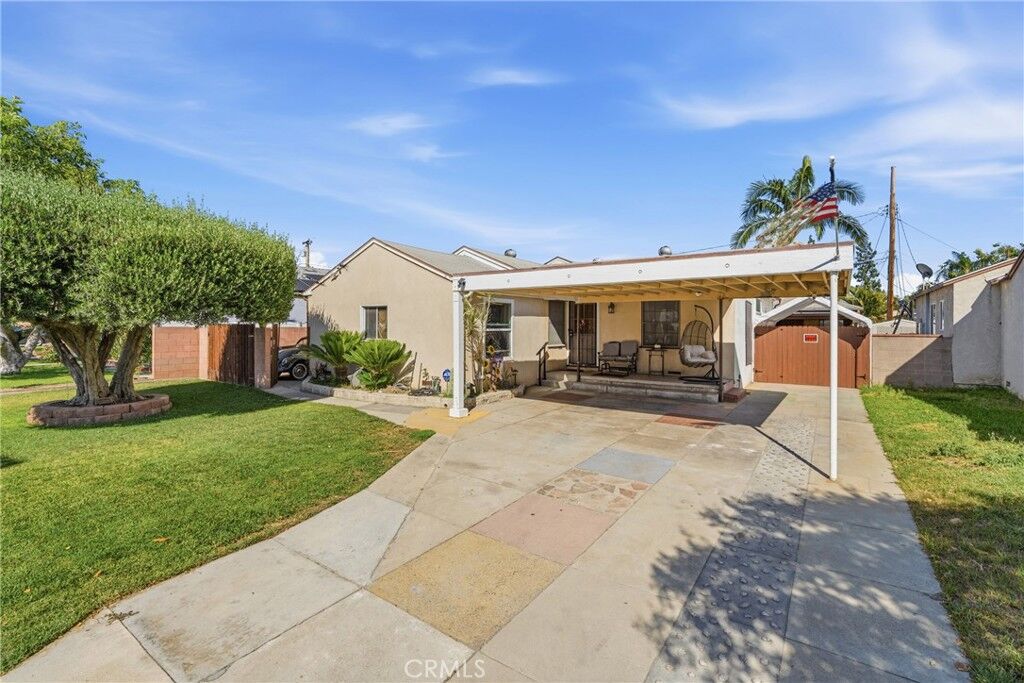 Property Photo:  7418 Hasty Ave  CA 90660 