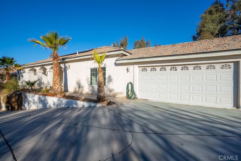Property Photo:  17788 Buckthorn  CA 92345 