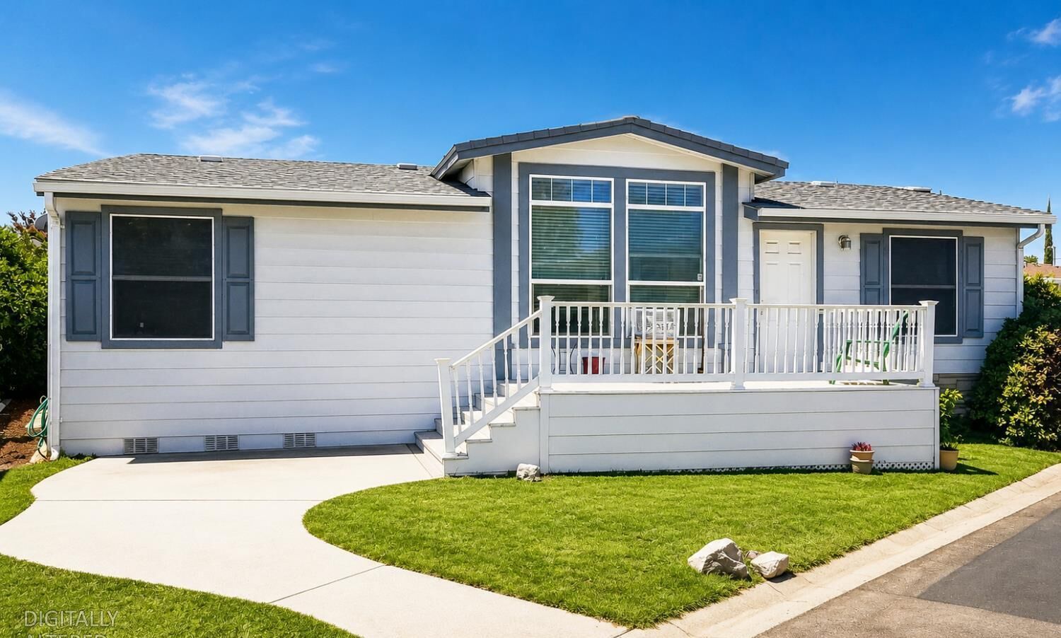 Property Photo: 5505 S Grove Street 85 CA 95677