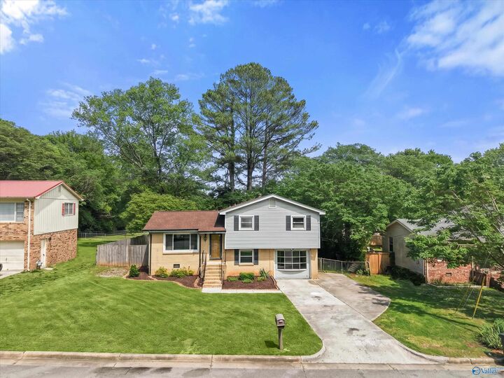 Property Photo:  5008 Nail Road NW  AL 35810 