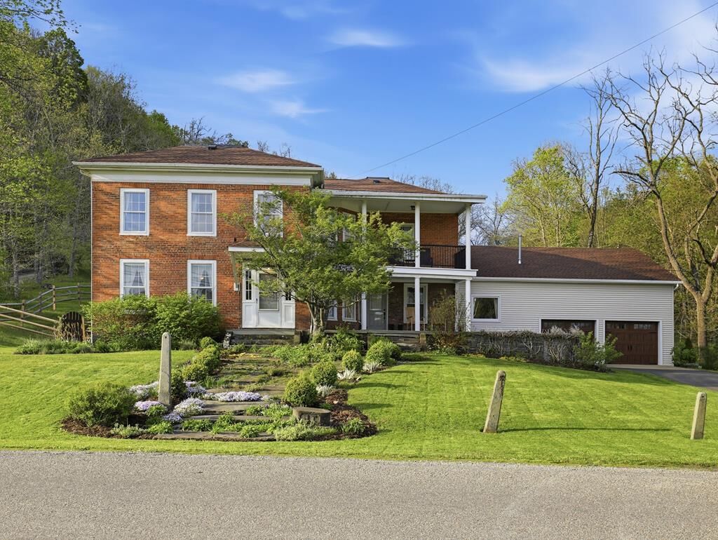 Property Photo:  1508 Sheshequin Rd  PA 18848 
