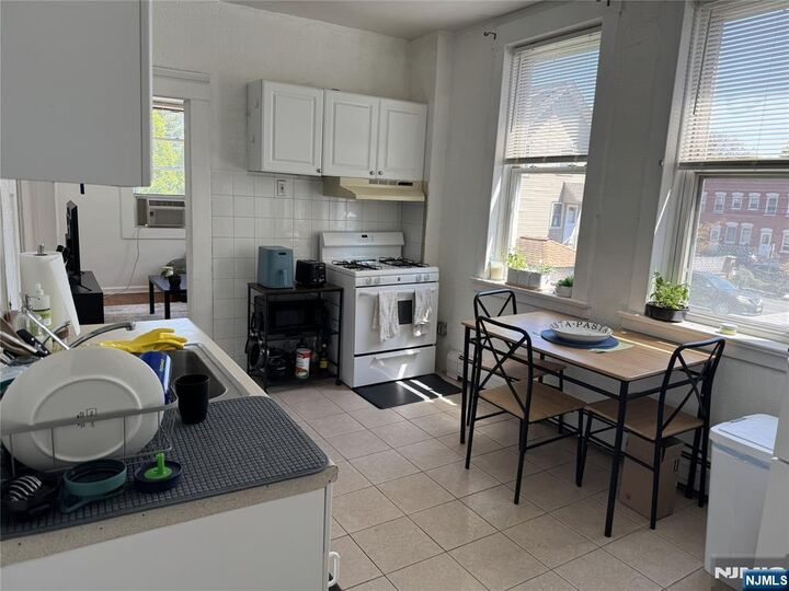 Property Photo:  344 Union Avenue 3  NJ 07070 