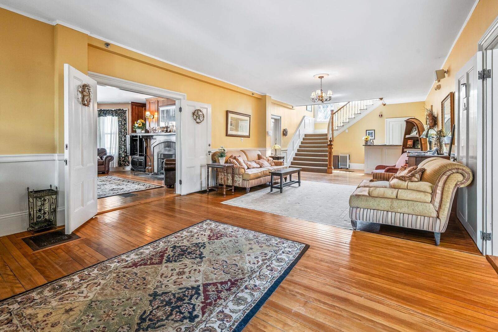 Property Photo:  12 Thorn Hill Road  NH 03846 