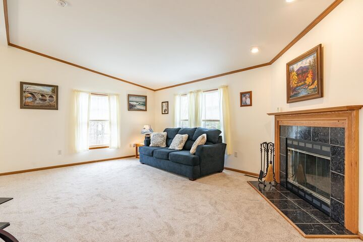 Property Photo:  40 Ivy Lane  NH 03835 