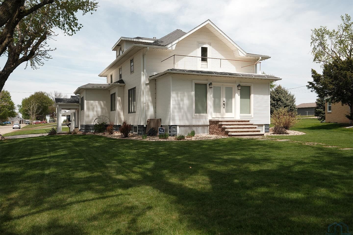 Property Photo:  501 Pine Street  IA 51238 