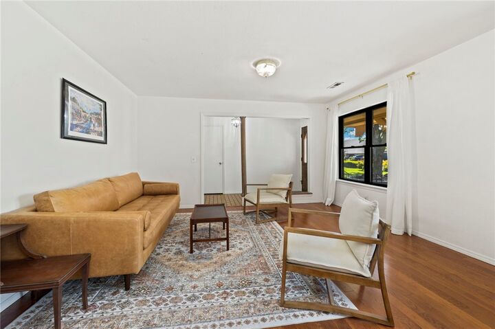 Property Photo:  701 S Chateau Drive  AR 72758 