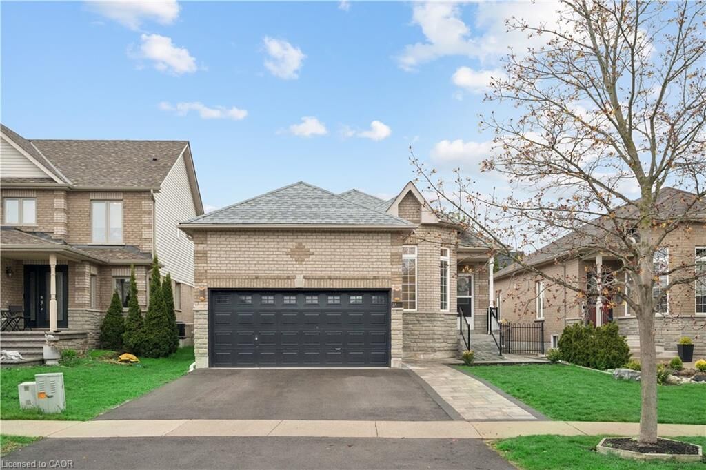 Property Photo:  27 Spruce Boulevard  ON L7J 2Y3 