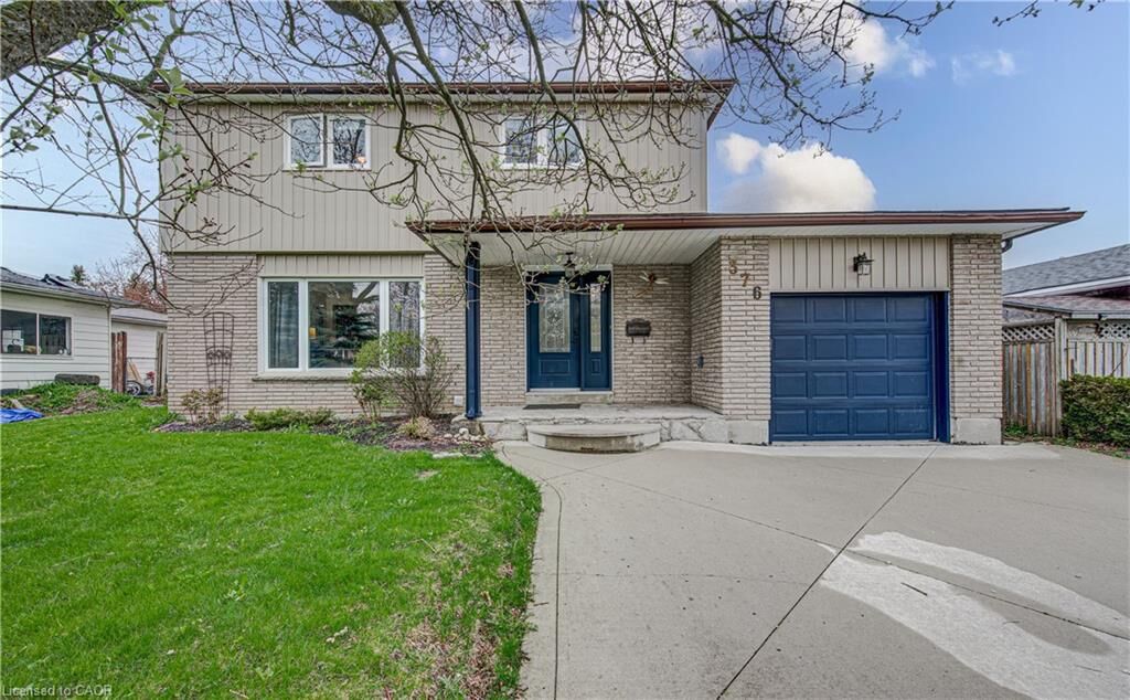 Property Photo:  376 Willow Street  ON N5A 3B7 