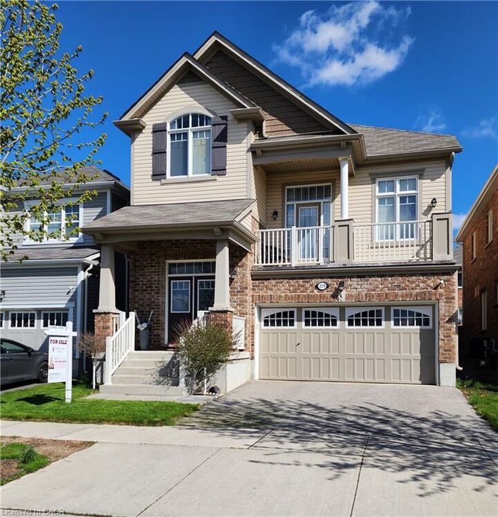 259 Grovehill Crescent — photo 1