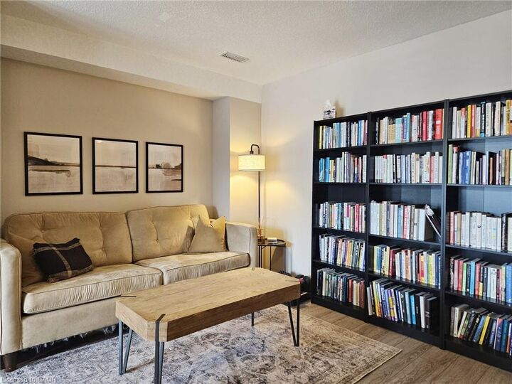 Property Photo:  1989 Ottawa Street S 20B  ON N2E 0G7 