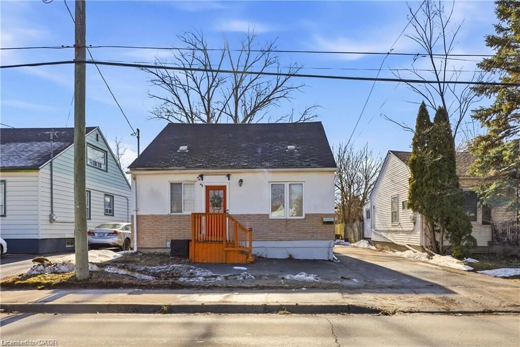 Property Photo:  412 Welland Avenue  ON L2M 5T8 