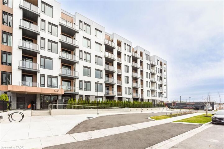 Property Photo:  1440 Clarriage Court 603  ON L9E 1B3 