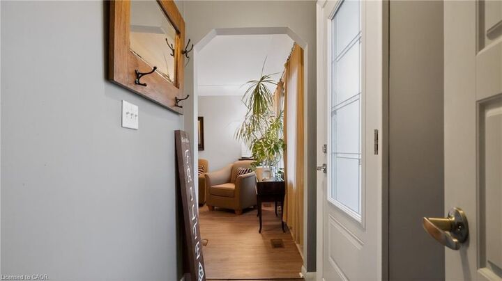 Property Photo:  342 East 17th Street  ON L9A 4M8 